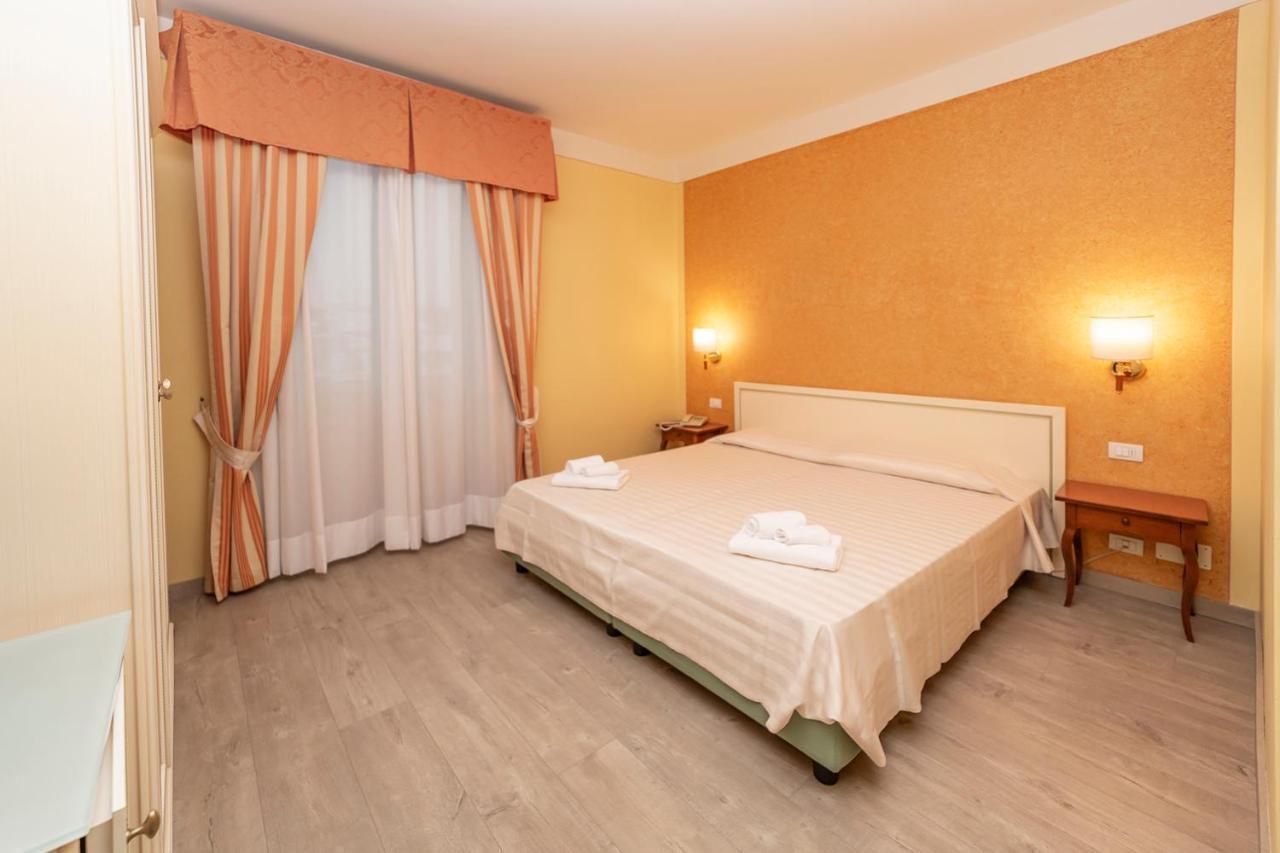 Hotel Pallanza Verbania Zewnętrze zdjęcie